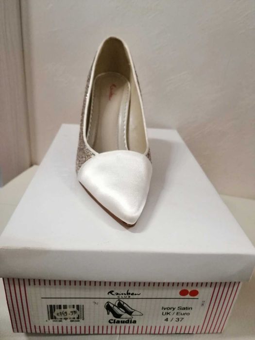 Официални обувки