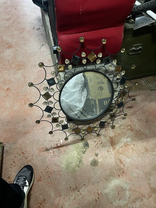 Зеркала разные качественные