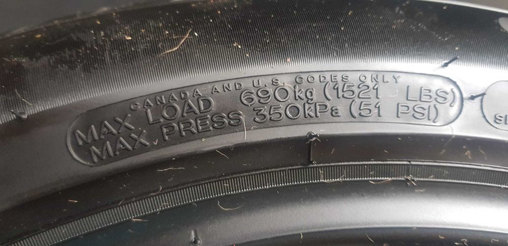 Vând anvelope de vara Michelin