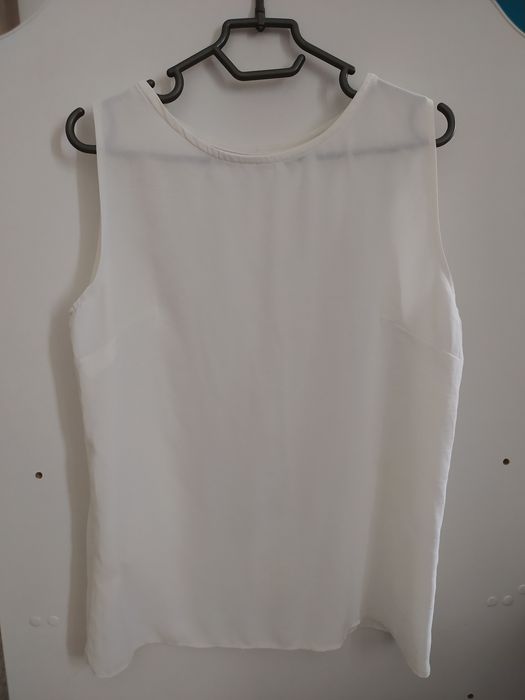 Продам платье, кожанку, тройку