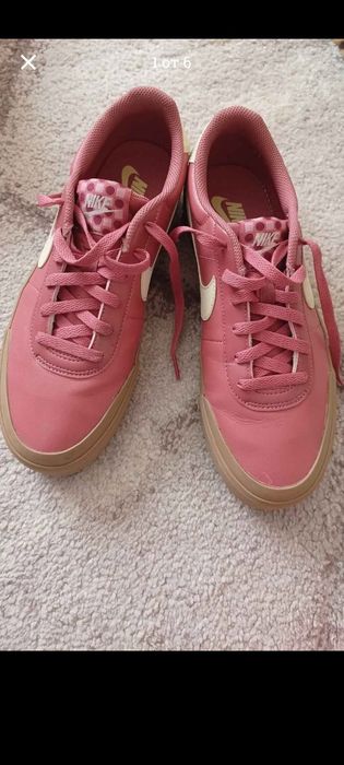 Дамски кецове NIKE