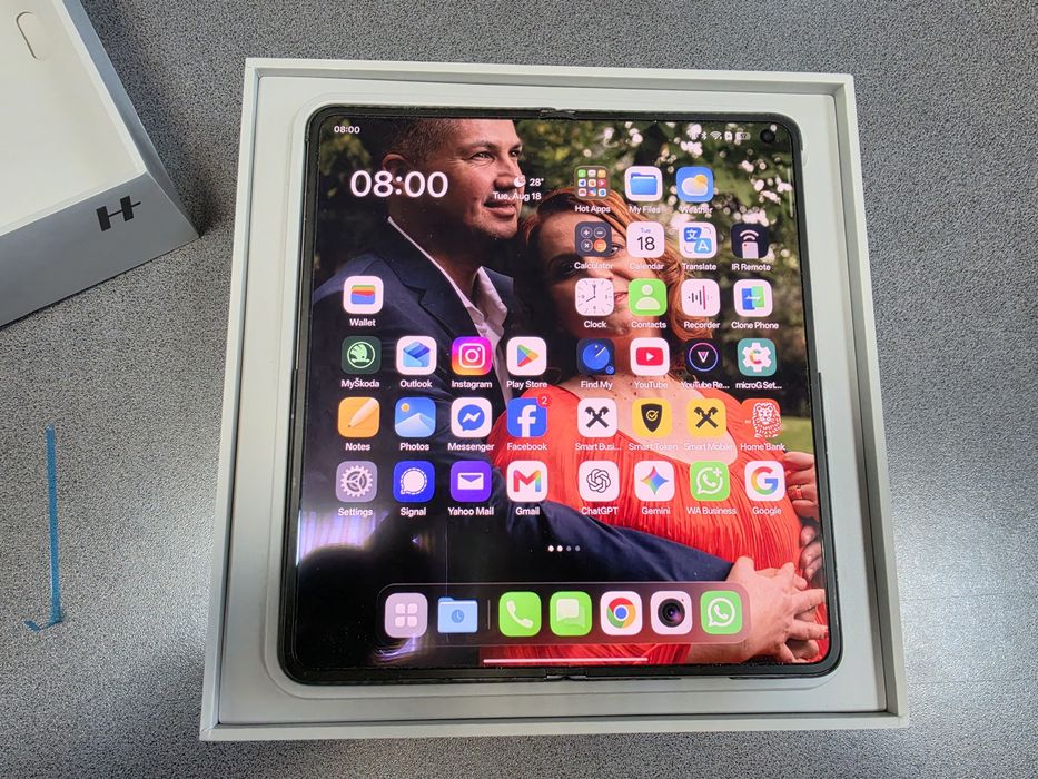 Oppo Find N6 (16GB / 1TB) + Ceas Oppo Watch X3