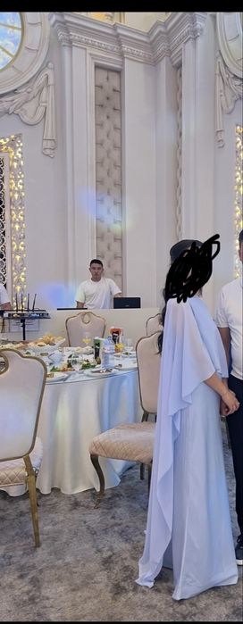 Платье вечернее голубое с накидкой