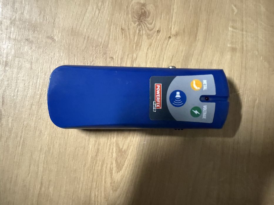 Foerfeca gazon  Unealta detectare tensiune electrica