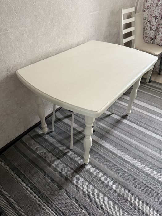 Продам обеденный стол!!!