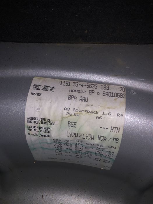 Usa Portiera Audi a3 8p 1.6 mpi BSE stangai dreapta 2007 LY7W COD
