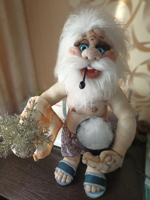 Кукла ручной работы.