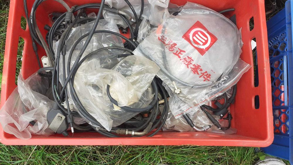 piese scuter bujii carburatoare garnituri bobine cabluri