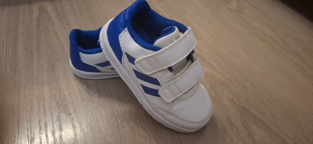 Маратонки Adidas