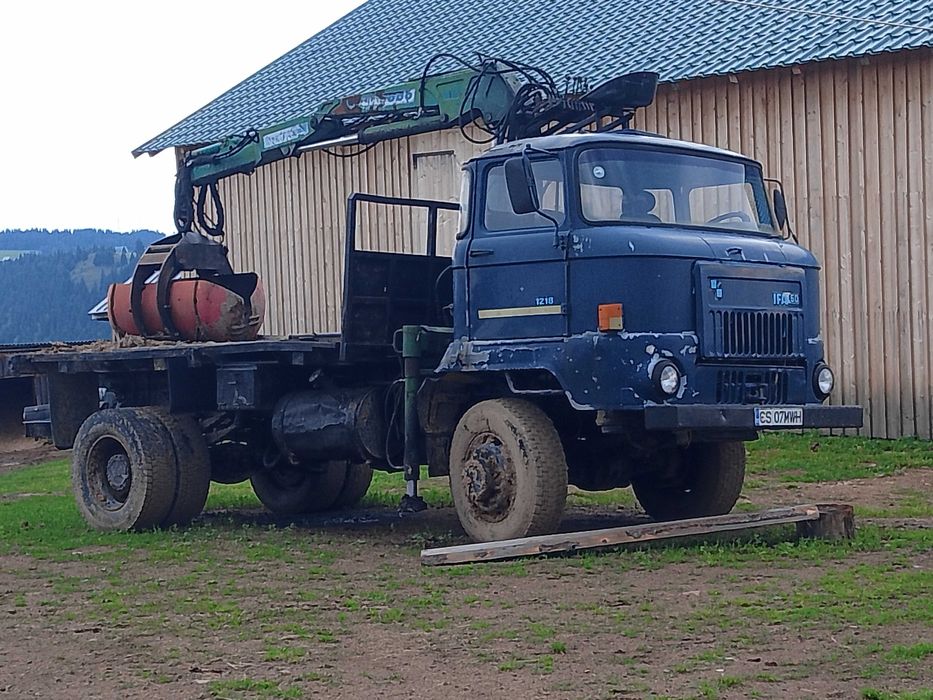 Camion forestier 4x4