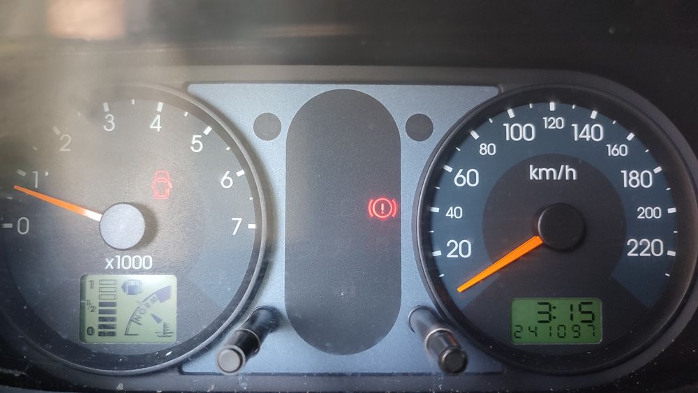 Ford Fiesta 1.4 Benzină, 2002, 240.000 km – AC funcțional, întreținută