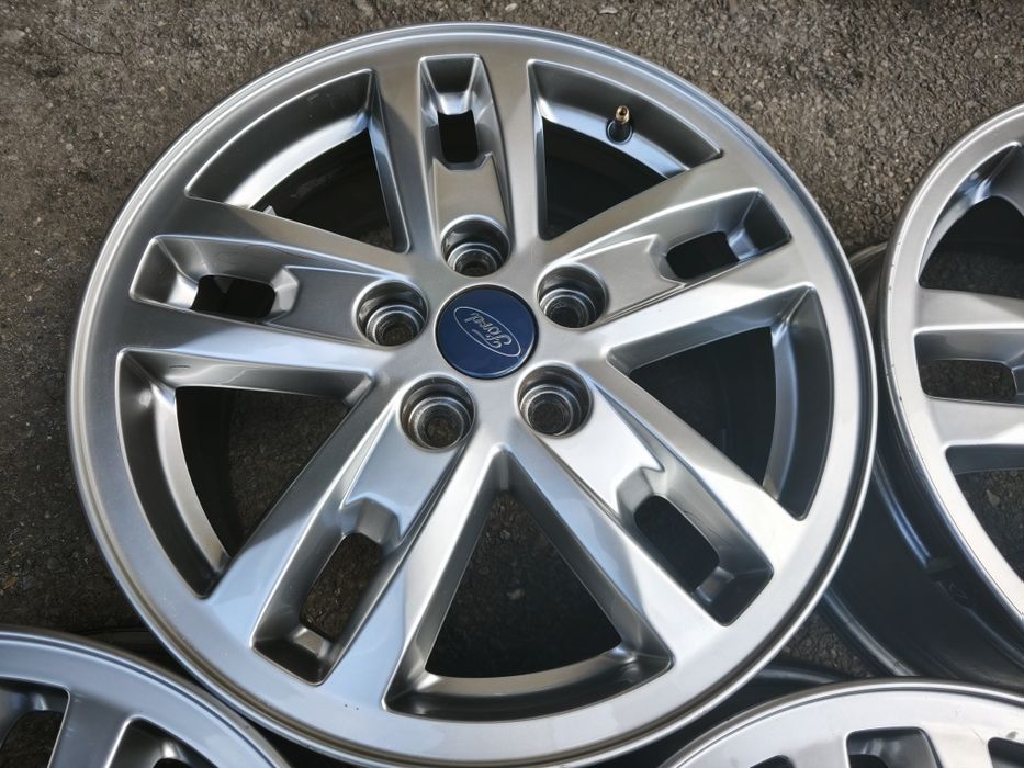 16" оригинални алуминиеви джанти за Ford.