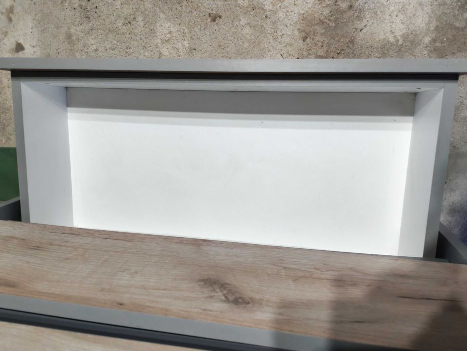 Comoda tv si 2 noptiere +cadou