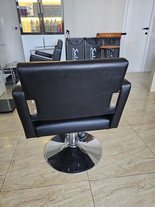 Кресло парикмахерское