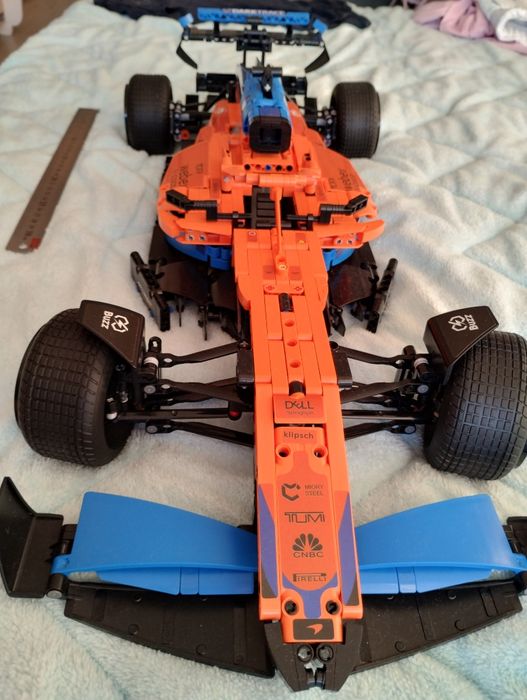 Конструктор McLaren Formula 1 technic 42141