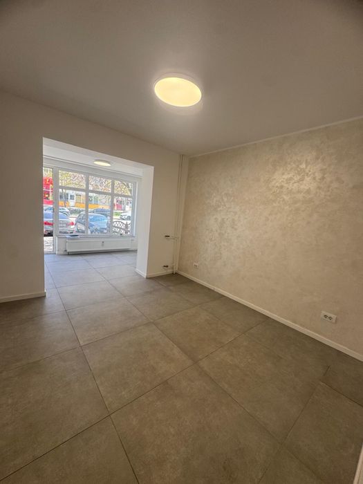 Inchiriez spatiu comercial strada Primaverii