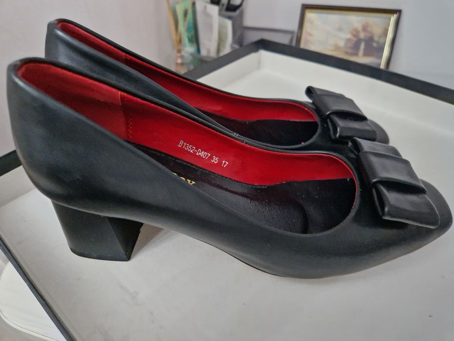 Туфли новые 35 р