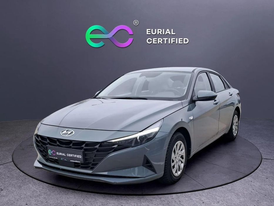 Hyundai Elantra Garantie 36 luni / Certificare TUV