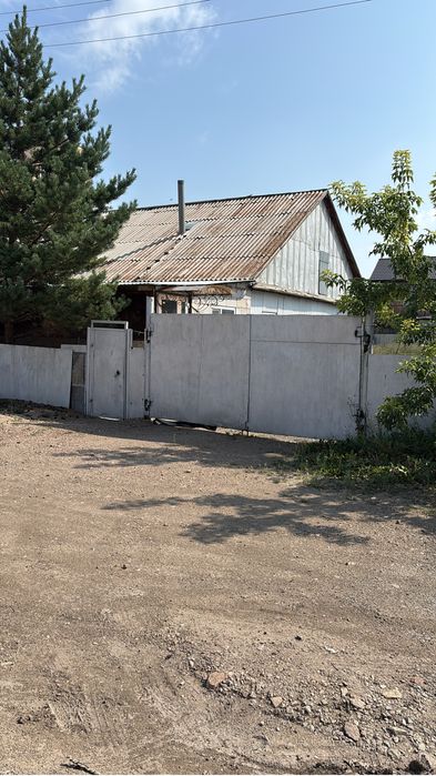 Продам дом на разбор