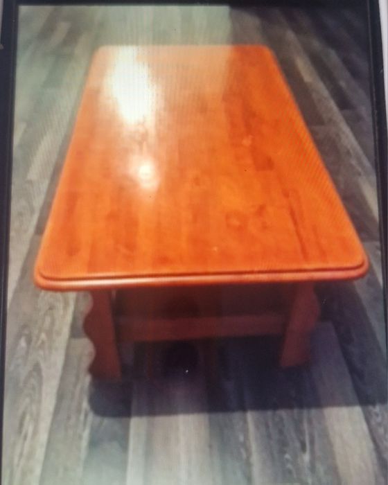 Продам журнальный стол