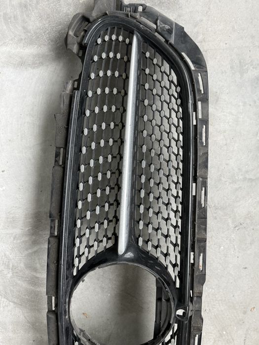 Решетка Mercedes E-class W213 diamond grill