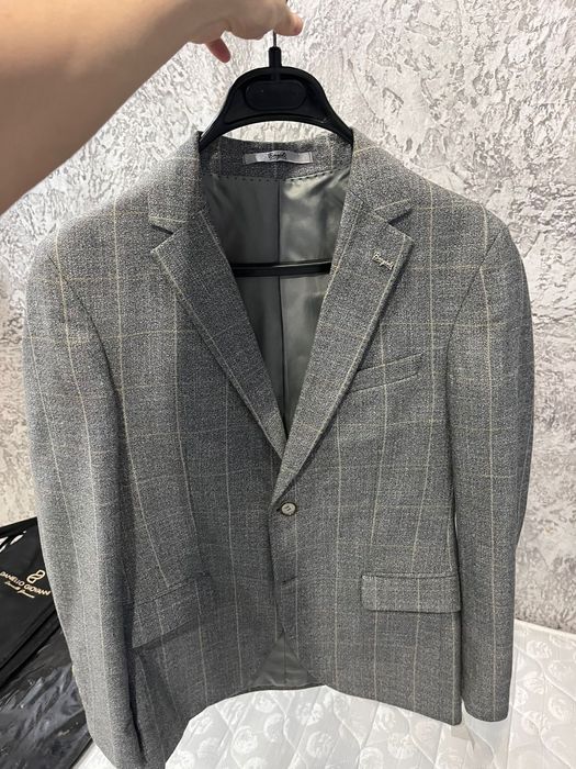 Продам костюм, тройку