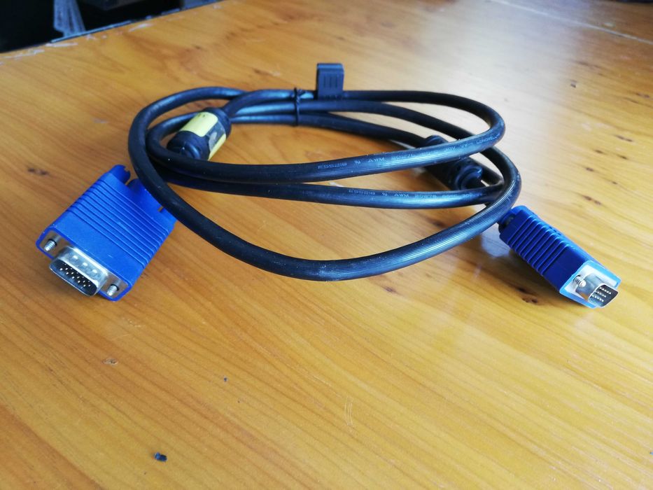 Cablu VGA de calitate