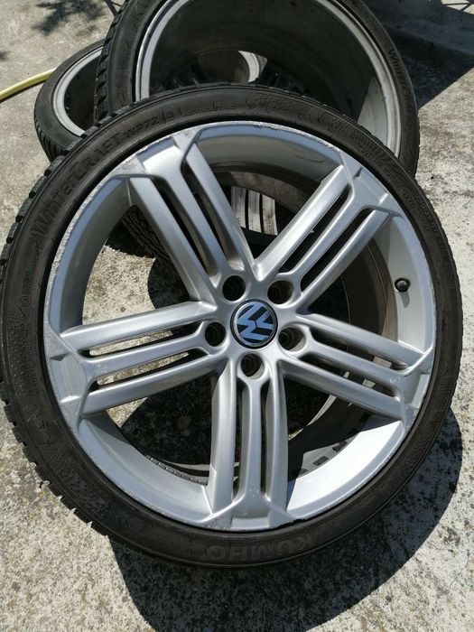 Продавам джанти със зимни гуми. 235/35/19  5/112 /57.1