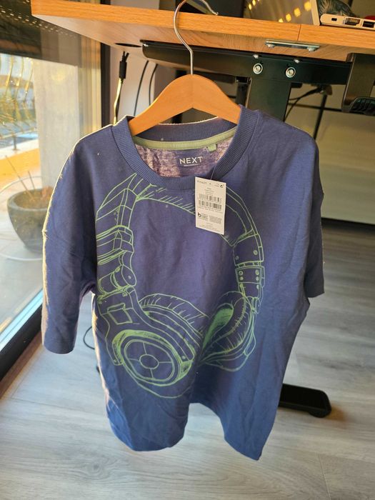 Tricou Next 10 ani nou, cu eticheta
