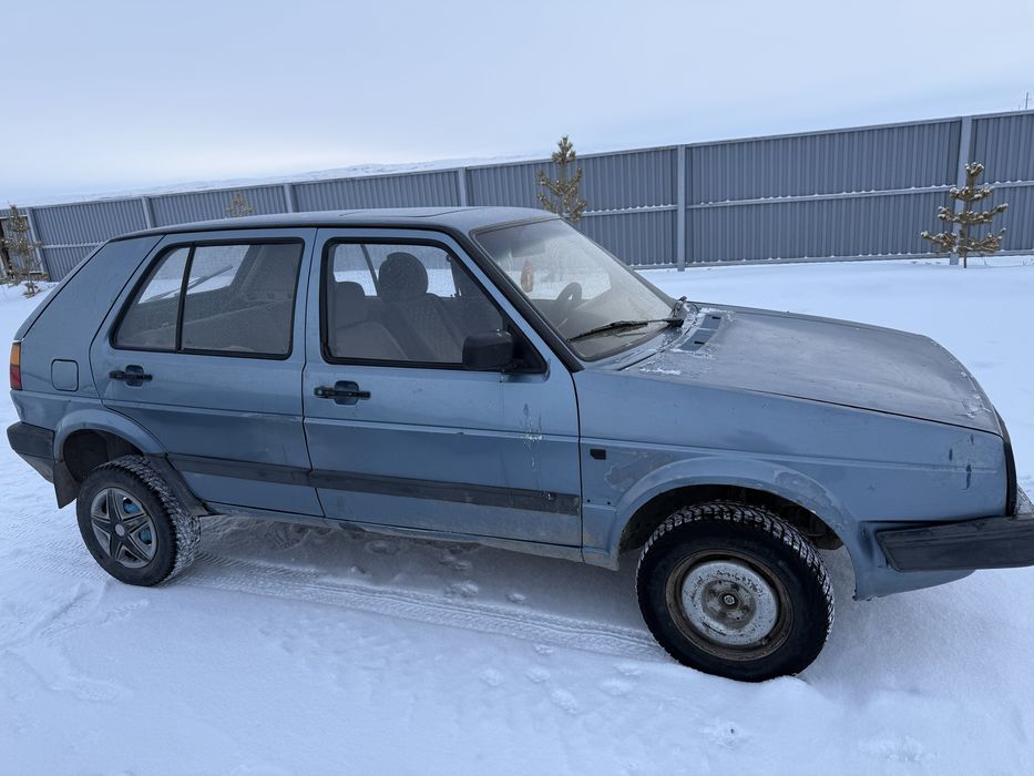 Голф 2ка сатылады срочно срочно