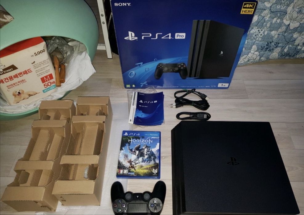 Ps4 pro 1 tb  12.52 gold hen