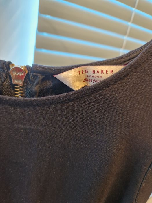 Рокля Ted Baker размер 2