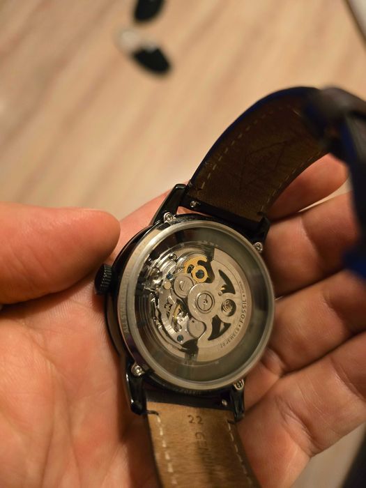 Часовник Fossil автомат