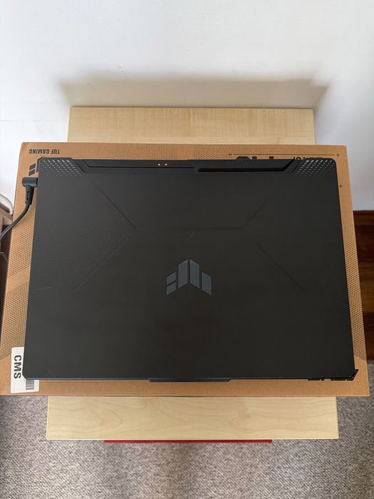 Laptop ASUS TUF Gaming F15 FX506HC – i5-11400H / RTX 3050 / 16GB / 512GB SSD / 144Hz