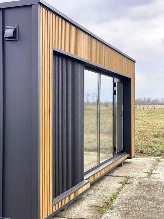 Modul Prefabricat 18 m² – Design Lemn & Antracit