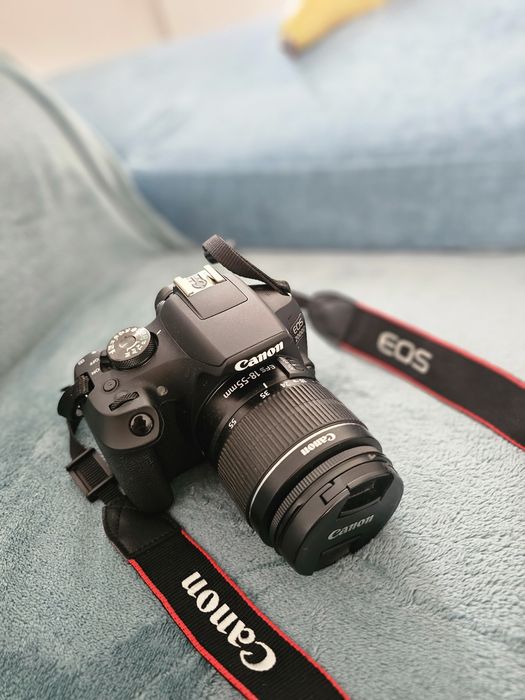 Canon eos 2000 d