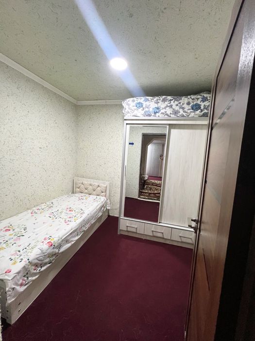 Tezda 4 xonalik uy sotilad