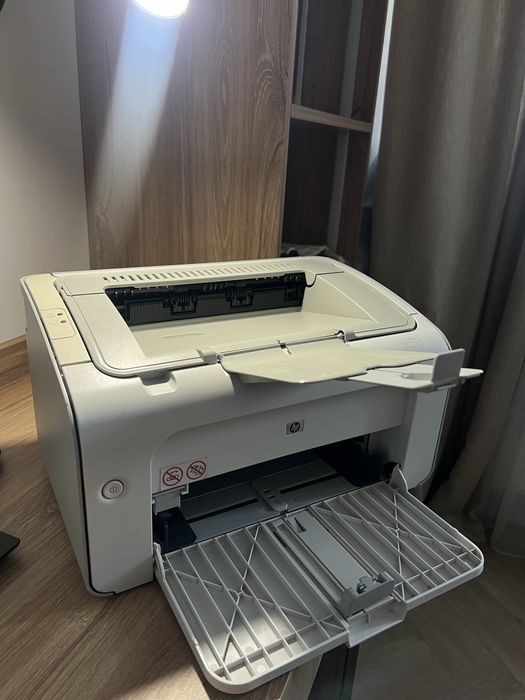 Принтер HP LaserJet P1005