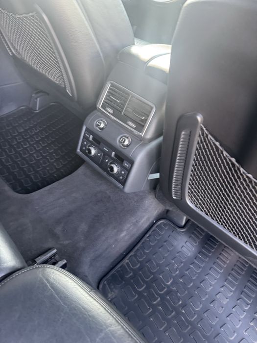 Audi Q7 в идеальном состоянии