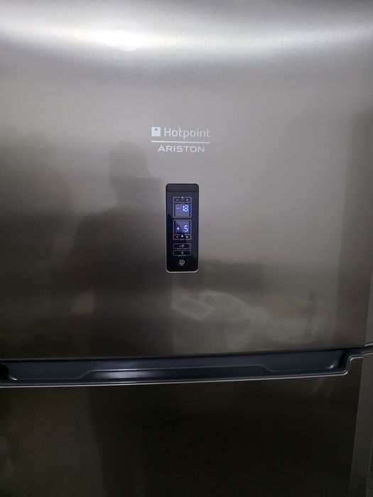 Vand frigider Hotpoint Ariston ENXTY 1922 X FW