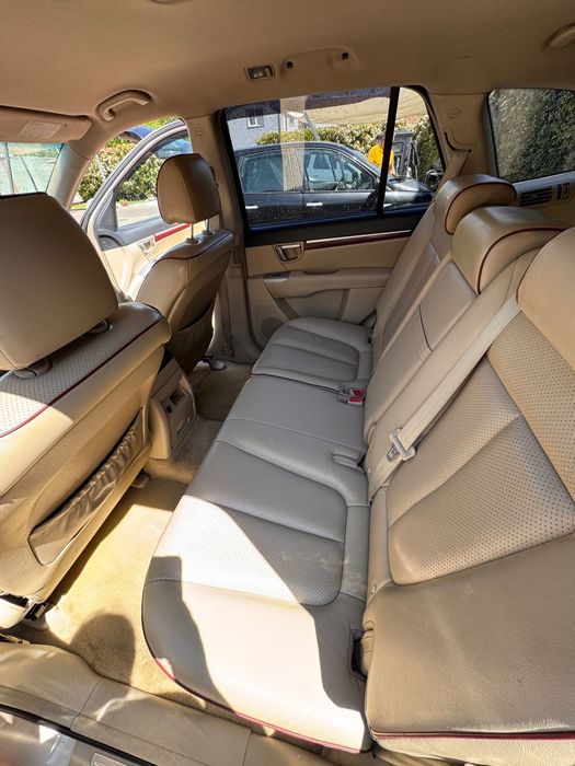 Hyundai santa fe 7 locuri.