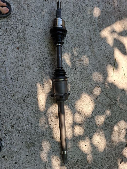 Чисто нова полуоска за NISSAN QASHQAI Renault Koleos Рено Нисан Кашкай