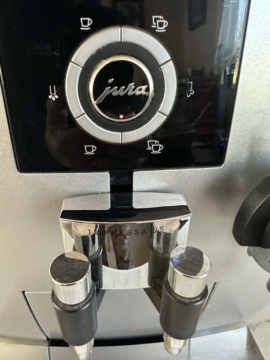 Espresor automat cafea Jura Impressa J5