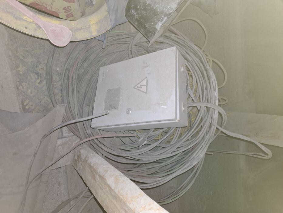 Электросчетчик бу  в комплекте