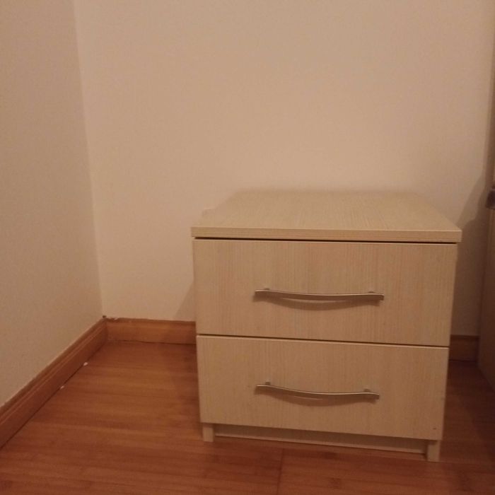 vand dormitor pat comoda noptiera