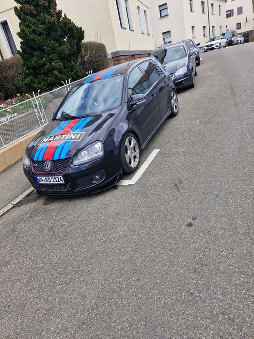 Vând golf 5 GTI