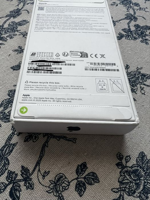 iPhone 16e 128GB Black / Negru – Nou Sigilat, Liber de rețea