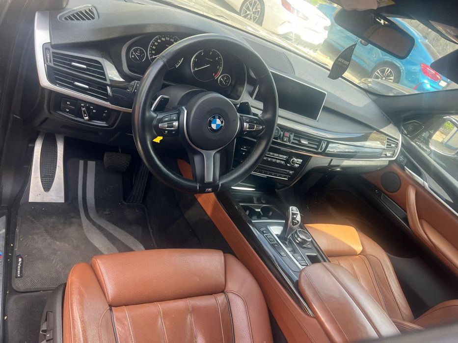 Bmw X5 50M d INDIVIDUAL 381 cp 2015 full option variante rate schimb