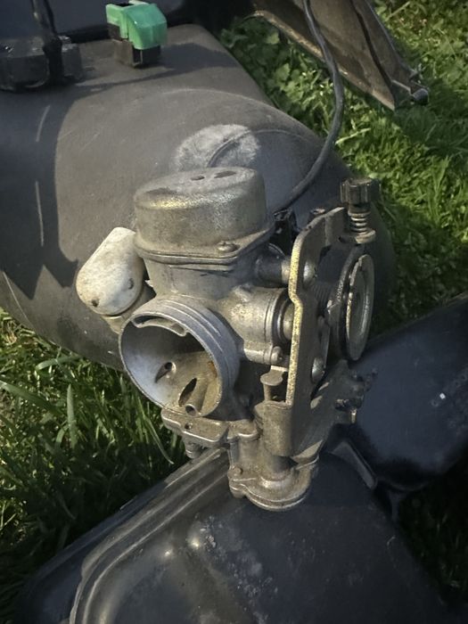 Suzuki Burgman 250 на части