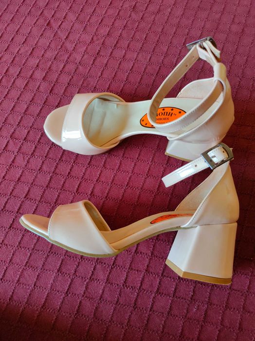 Летни обувки 36 номер